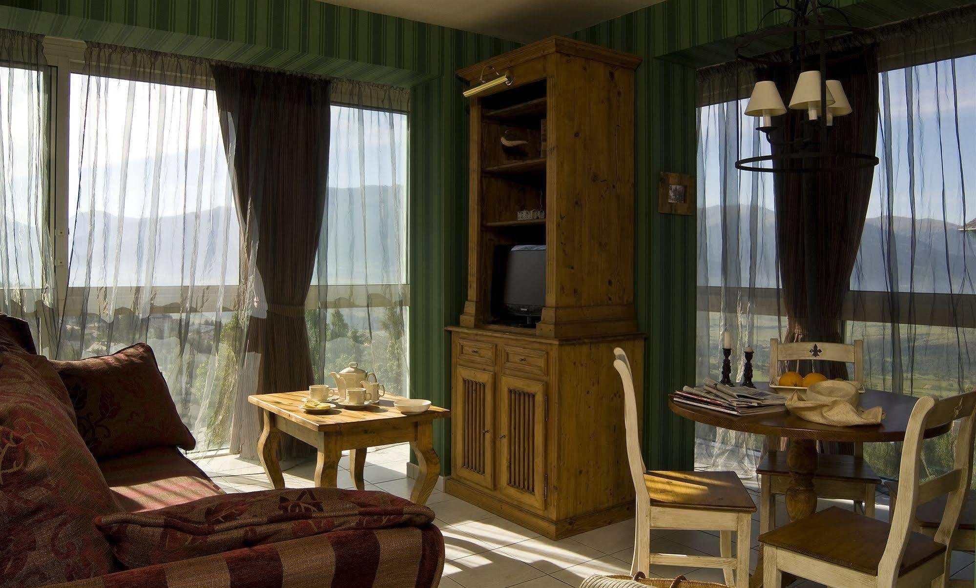 Le Clos De Marie Font-Romeu-Odeillo-Via Екстериор снимка